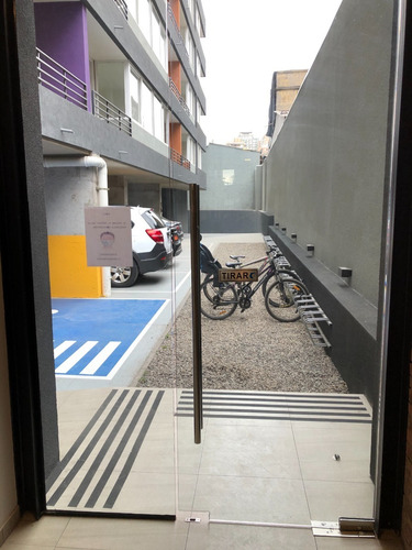 Cercano A Parque Almagro - Ideal Para Inversión