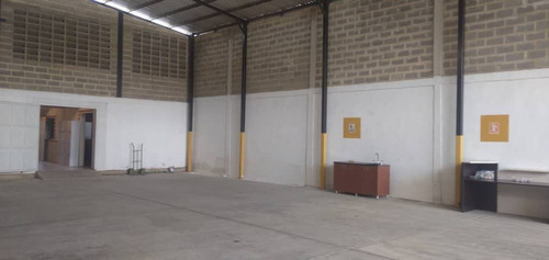 Imagen 7 de 13 de Galpón En El Sector Los Tamarindos,* De San Diego.adp 04243404182