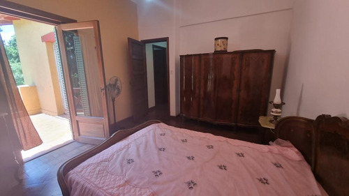 Fracción De 8800 Metros Sobre Av. Hipolito Yrigoyen, Zona Cruce Varela
