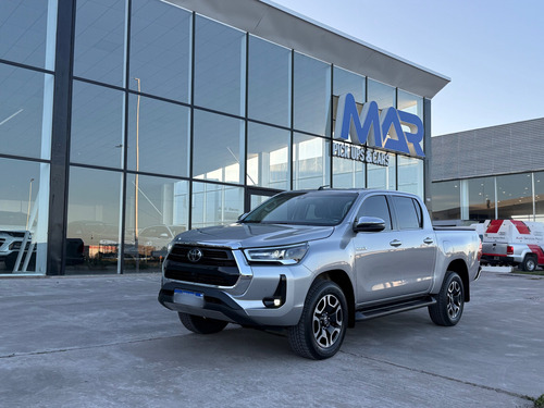 Toyota Hilux Pick-Up 2.8 Cd Srx 204Cv 4X4 At