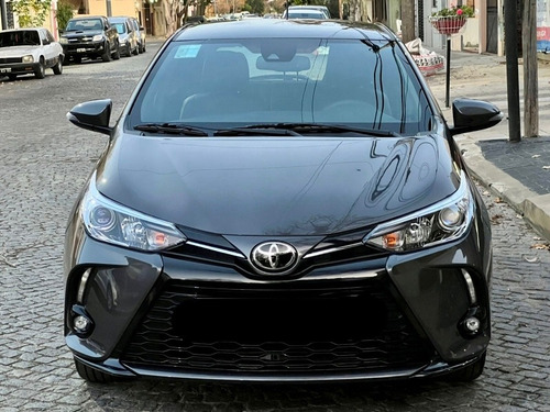Imagen 2 de 12 de Toyota Yaris Xls Pack Cvt