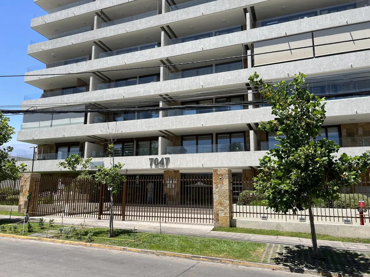 Imagen 1 de 19 de Departamento Precioso Semi Nuevo Las Trinitarias Las Condes