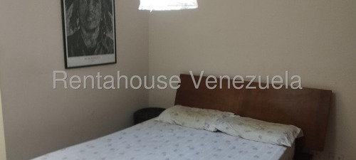 Townhouse En Venta La Boyera Abm