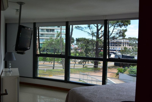 Departamento En Venta En Playa Brava