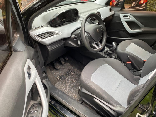 Peugeot 208 1.5 Allure 2013