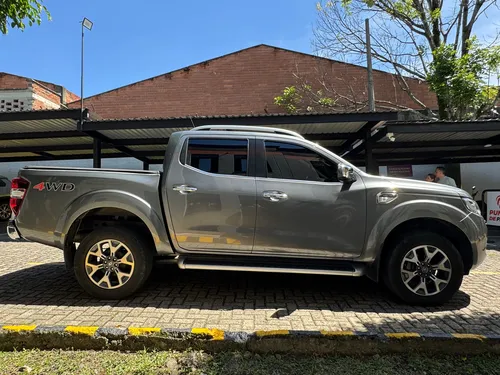 Renault Alaskan 2.5 Intense 4x4