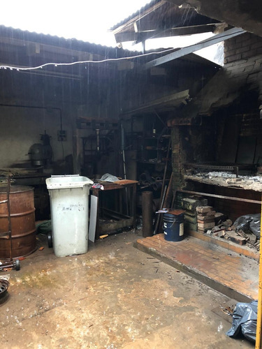 Venta Galpon Deposito Olivos Vicente Lopez 270m2 Cub.