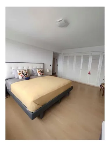 Apartamento En Los Naranjos,