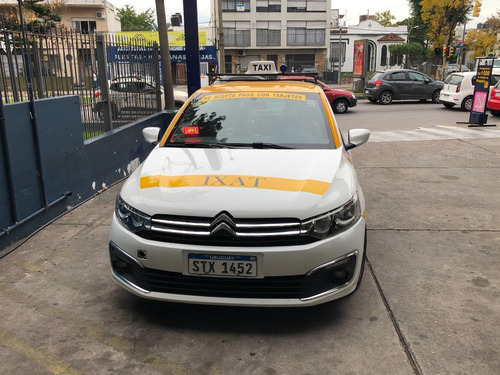 Taxi