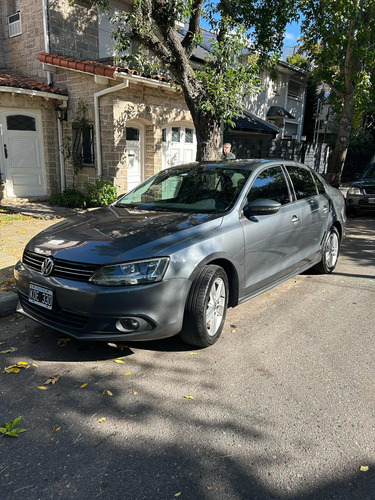 Volkswagen Vento 2.5 Luxury 170cv