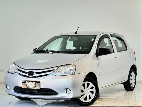 Toyota Etios 1.3 16v X Aut. 5p