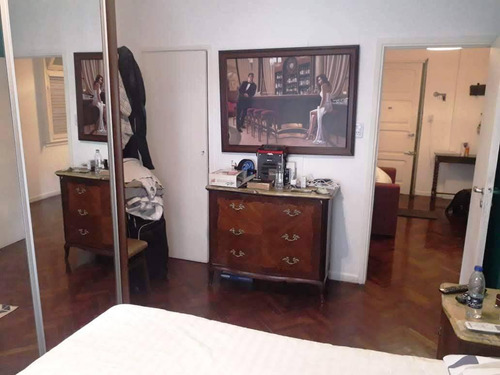 Oportunidad!- Ayacucho Y Corrientes- Balvanera. 3 Ambientes