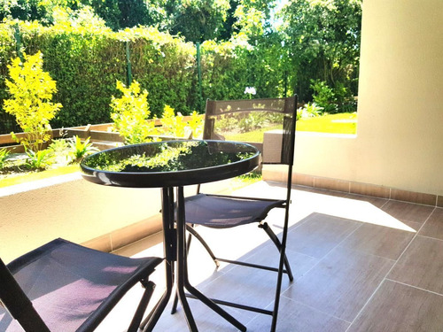 Departamento En Venta, Frente Al Lago
