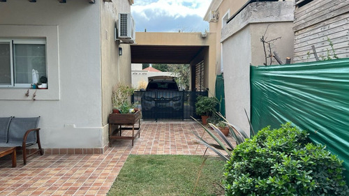 Venta Casa Pinar Del Sol Carrodilla Con Pileta