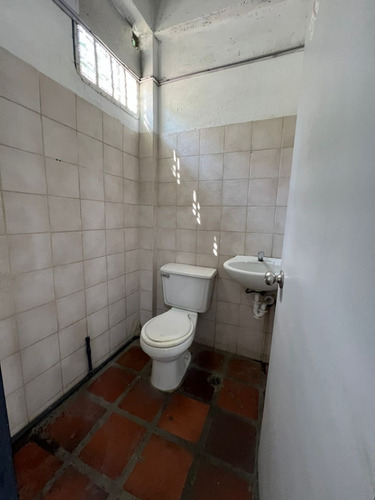 Imagen 6 de 6 de Alquila Local En C.c Los Chaguaramos - Nueva Barcelona