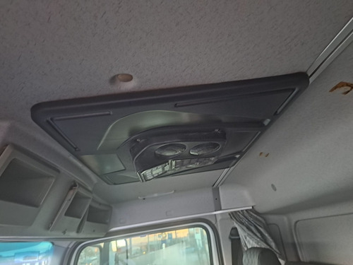 Atego 2425 Reduzido 3-eixos Caçamba