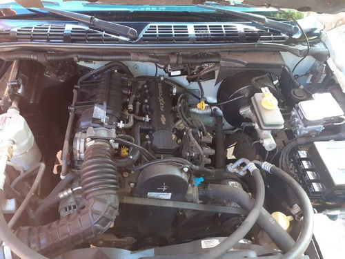 Chevrolet S10 2011 2.4 Executive Cab. Dupla 4x2 Flexpower 4p