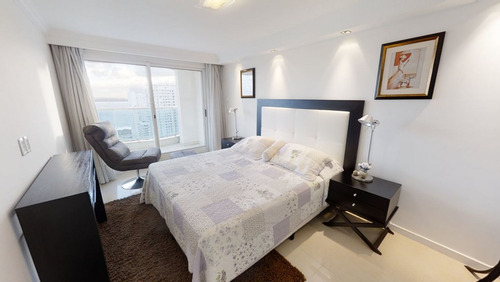 Imagen 15 de 25 de Casino Tower Planta Especial 4 Suites Financia O Permuta Usa (ref: Psd-7613)