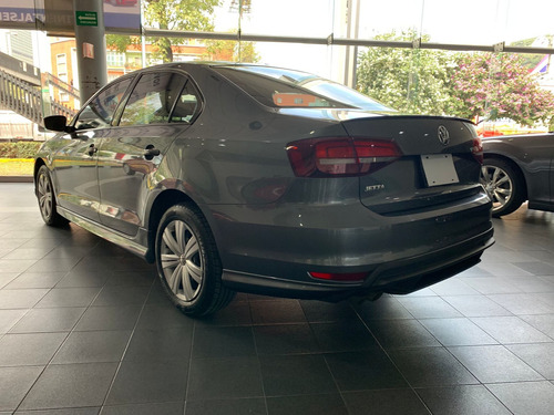Imagen 4 de 15 de Volkswagen Jetta 2018 2.0 Mt