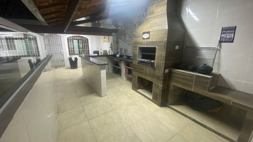 Imagem 16 de 27 de Locação Finais , Casa Com Piscina Ler O Anúncio