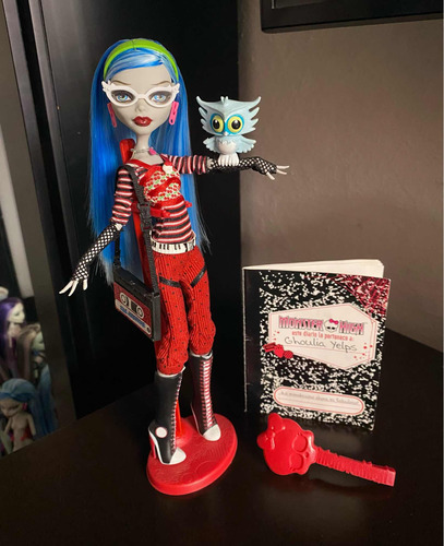 Monster High Ghoulia Yelps Básica Primera Edición 