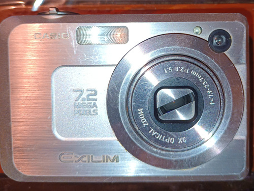 Camara Casio Ex-2750