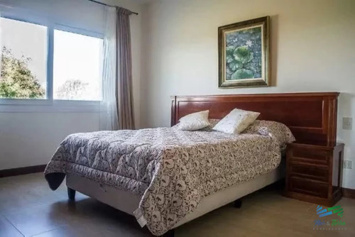 Excepcional Casa De Campo, Ideal Para Vivir Todo El Año, Costa De Arroyo Y A 30 Minutos De Punta