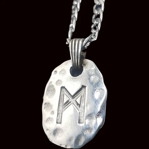 Dije Runa Vikinga Mannaz En Plata 3.5 X 2 Cm 6,5 Gr Art 1178