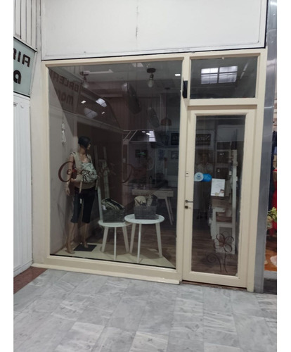Exelente Local 2 Plantaste 25 Mts Cuadreados Galeria Marga
