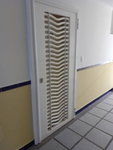 Venta Bello Apartamento Amoblado, Piso 3, Conjunto Resid. La Costanera, Higuerote