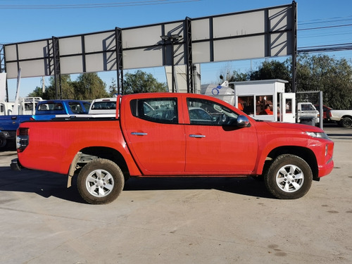 Mitsubishi L200 L200 D/C 2.4 KATANA CR 4X2 MT MN