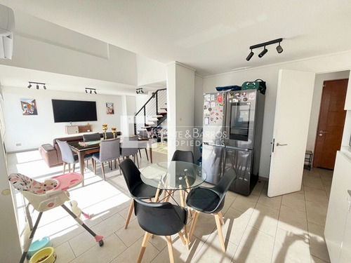 Gran Departamento Duplex En Venta En Edif Focus Membrillar