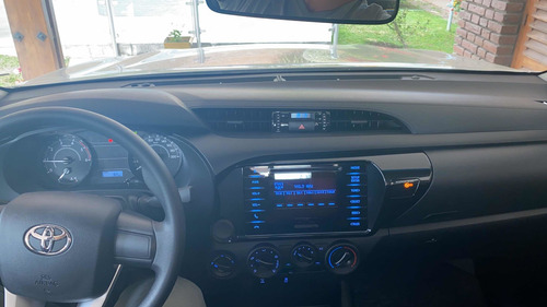 Toyota Hilux 4x4 Dx Cabina Simple
