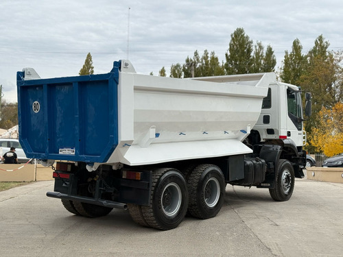 Iveco Trakker 380 2012 Camión Volcador Rentaltrucks Vial