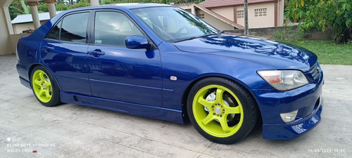 Imagen 5 de 15 de Toyota Altezza Sedan
