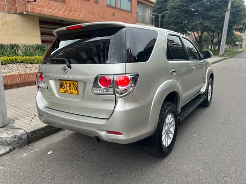 Toyota Fortuner 2.7l 4x2