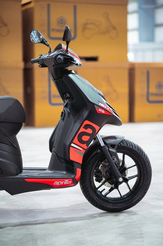 Aprilia Sr 160 Inyección Abs Scooter