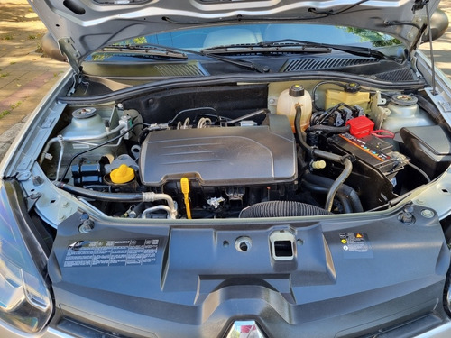 Imagen 4 de 25 de Renault Clio 2016 1.2 Mio Confort Pack