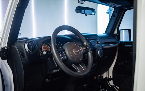 Imagen 9 de 14 de Jeep Wrangler Jk Unlimited Sport 2018