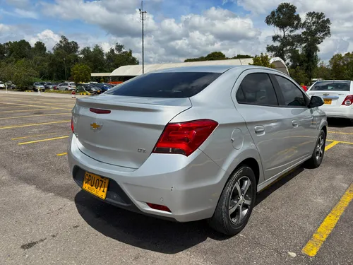 Chevrolet Onix 1.4 Ltz 4 p
