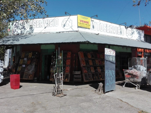 Imagen 2 de 2 de Venta Local Sobre Avenida 44 La Plata