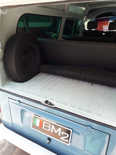 Volkswagen Kombi 1999 1.6 Std 3p Gasolina