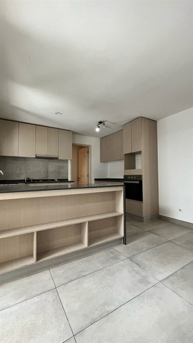 Casa En Venta 4d, Chicureo, Colegio Pedregal Y San Anselmo.