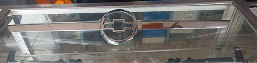 Platina Emblema Parrilla Chevrolet Meriva 06/08