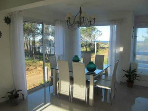 Casa En Alquiler De 3 Dormitorios En Balneario Buenos Aires