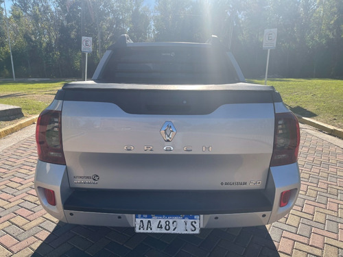 Renault Duster Oroch Outsider 2.0 Pick Up