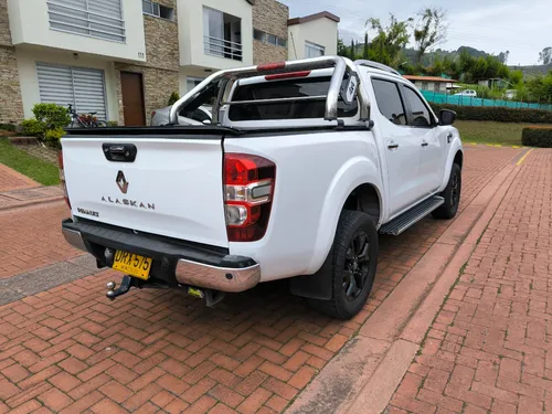 Renault Alaskan 2.5 Intens