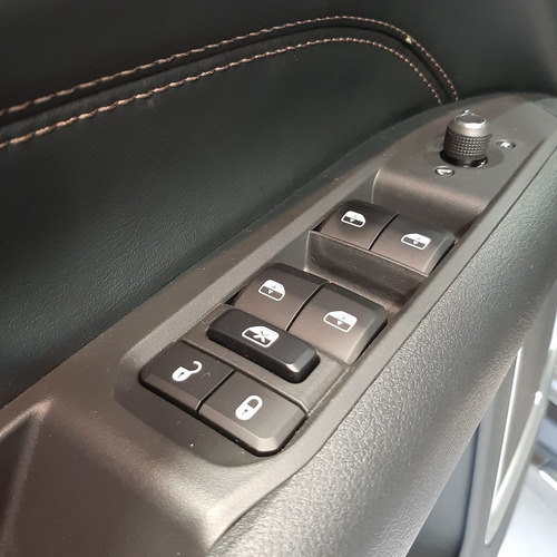 Jeep Commander Limited 1.3t 7p. My24 A Precio Diciembre #15