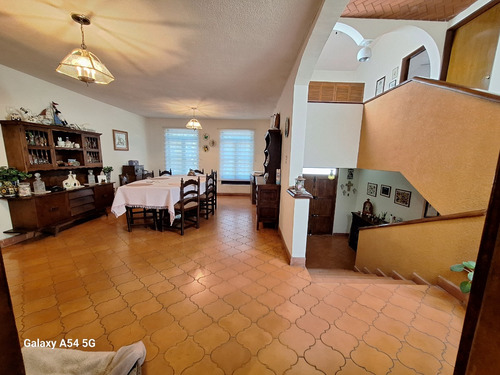 Venta Casa En Alamos Querétaro Colonia Inmejorabla Y De Prestigio Centrica