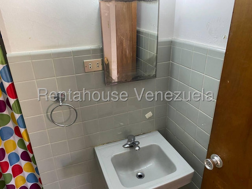 Venta De Casa En Los Chorros, Rc 25:18391